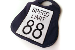 A Speed Limit 88 Sign Appliqué Review for Holiday Creators